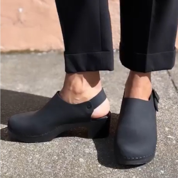 Bryr Daphne block heel clog - Picture 2 of 6